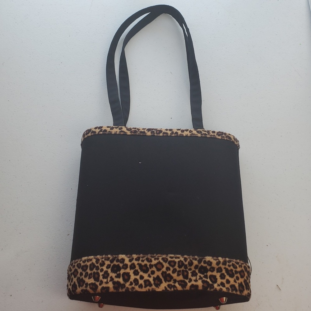 Fashion Avenue medium black and tiger zipper handbag with embroidered image Tote - Picture 2 of 9